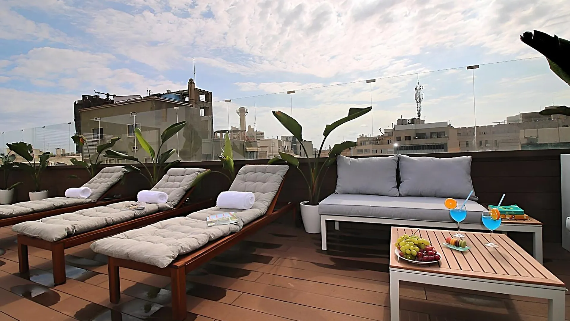 Apartament Our Penthouse With Jacuzzi Close To Paseo De Gracia Barcelona Hiszpania