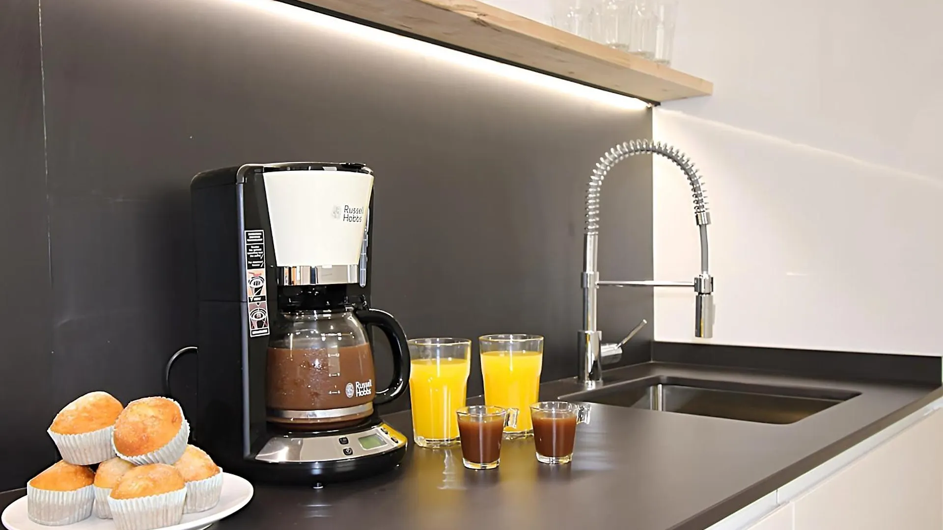 Our Penthouse With Jacuzzi Close To Paseo De Gracia Barcelona 0*,  Hiszpania