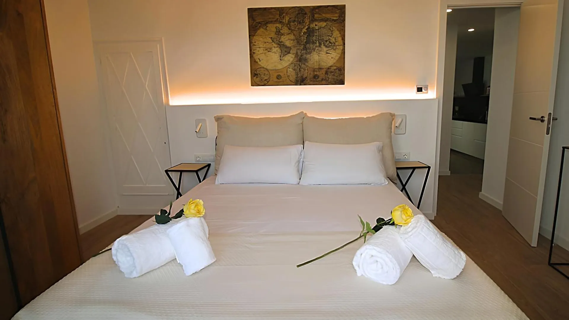 Our Penthouse With Jacuzzi Close To Paseo De Gracia Barcelona Apartament