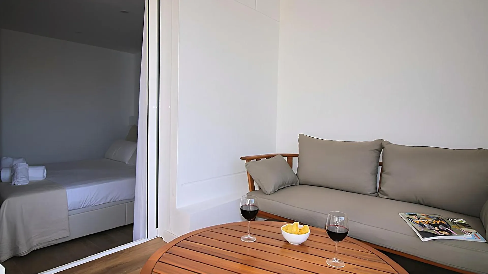 Our Penthouse With Jacuzzi Close To Paseo De Gracia Barcelona Hiszpania